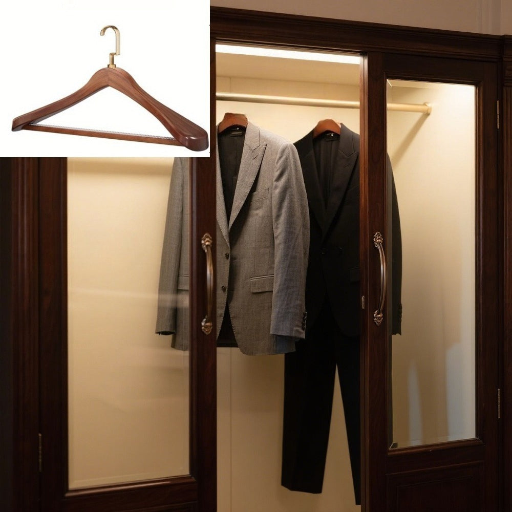 Two Thickened And Widened Solid Wood Hangers, Featuring Wide Shoulders And a Non-Slip Design to Prevent Bulging, Specifically Designed for Suits And Coats in Homes And Hotels