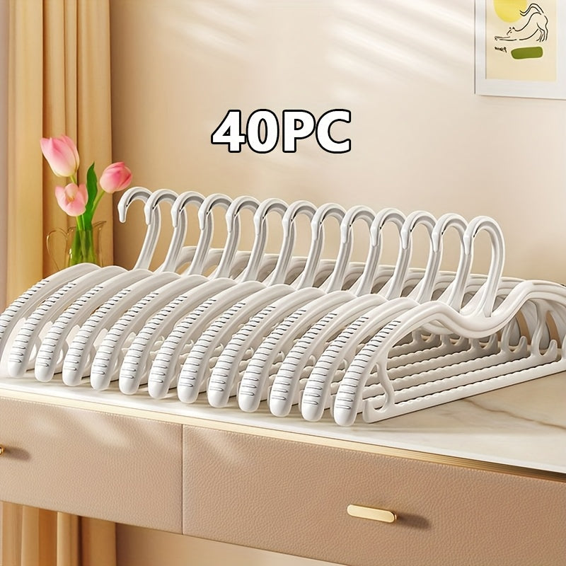 20\u002F40pcs Wide Shoulder Short Neck Plastic Clothes Hangers, Anti-Slip And Seamless Thickened Design, Durable And Space-Saving, Suitable for Adult Upright Hanging. Ideal for Coats, Suits, Dresses, And Shirts, Perfect for Home, Dormitory