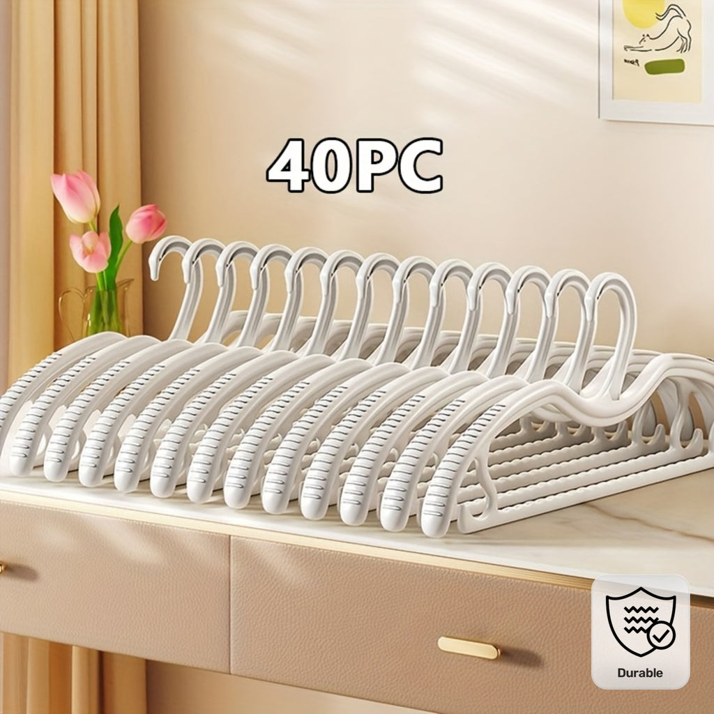20\u002F40pcs Wide Shoulder Short Neck Plastic Clothes Hangers, Anti-Slip And Seamless Thickened Design, Durable And Space-Saving, Suitable for Adult Upright Hanging. Ideal for Coats, Suits, Dresses, And Shirts, Perfect for Home, Dormitory